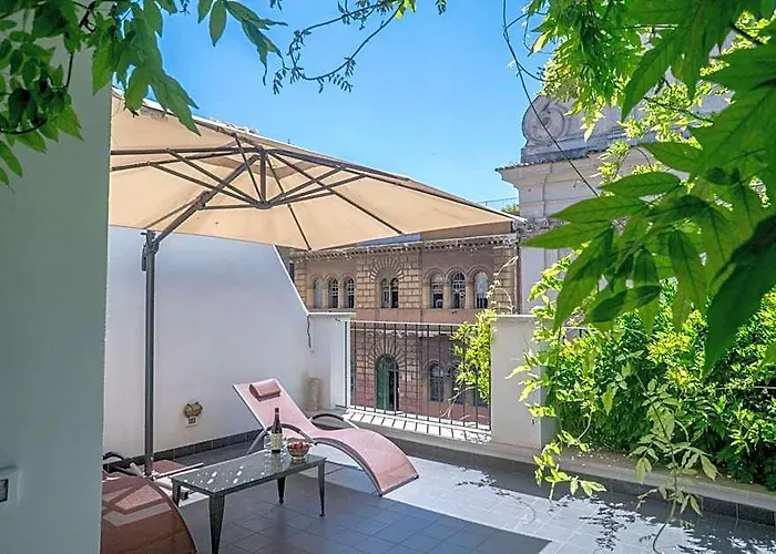 Aparthotel Navona Open Space 4*